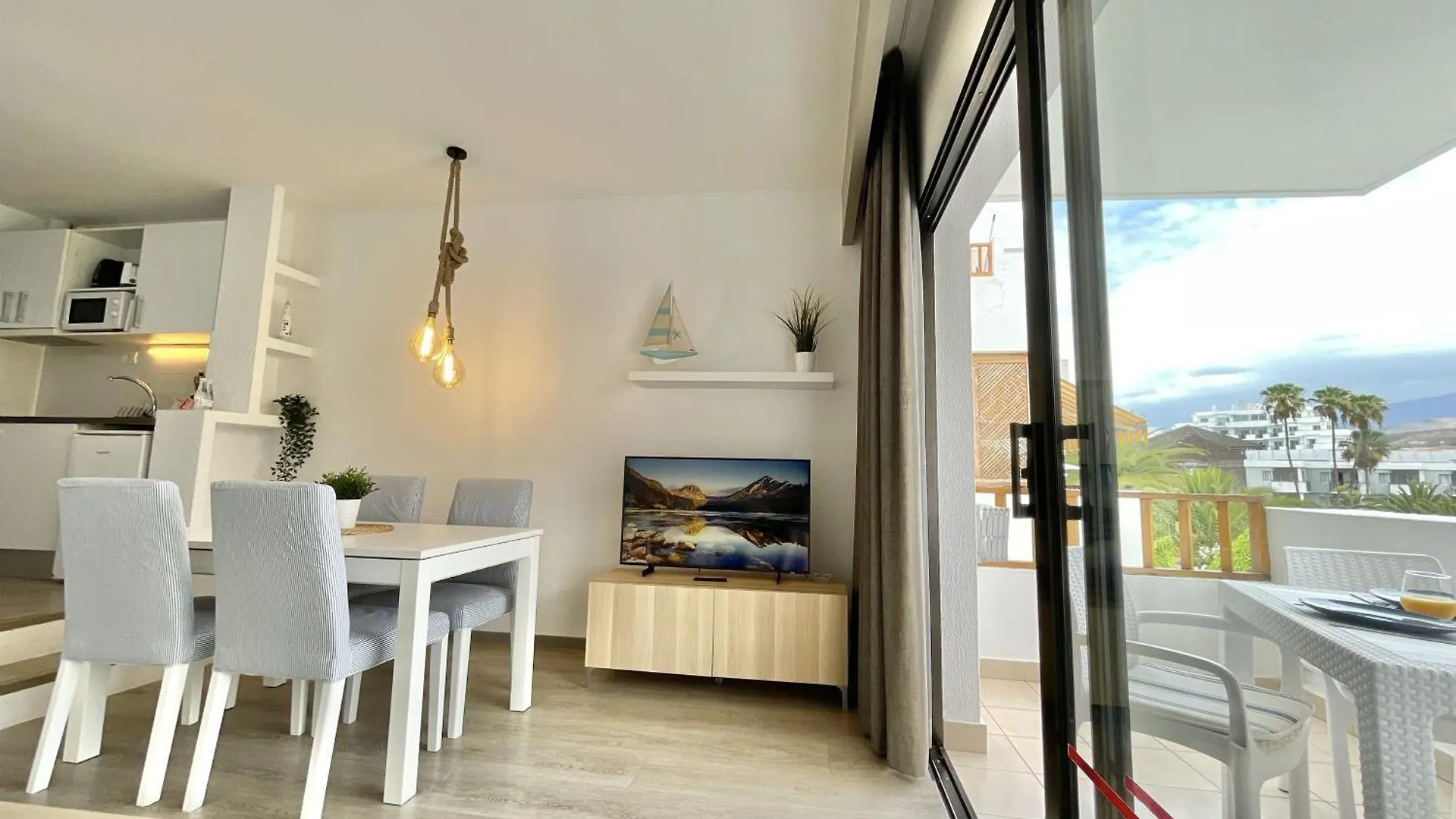 Cristian Sur Beach Home Los Cristianos  0*, Los Cristianos (Tenerife)